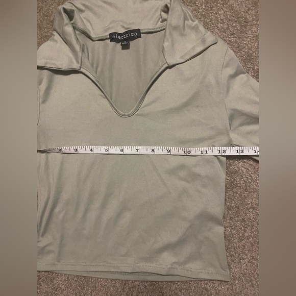 Cropped long sleeve - Picture 2 of 4